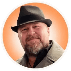The Difference Between a Contact and a Champion in Networking 2 Clay Hicks is the founder of H7 Network, author, speaker, and advocate for Champion Building and relationship-driven networking. Through the principles of Connect, Serve, and Ask®, Clay teaches professionals how to build meaningful relationships that lead to trust, advocacy, and long-term business growth.